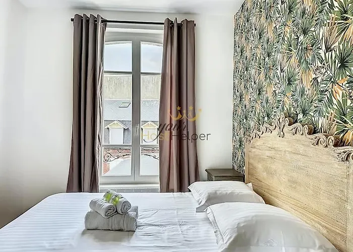 Victoria Yourhosthelper *