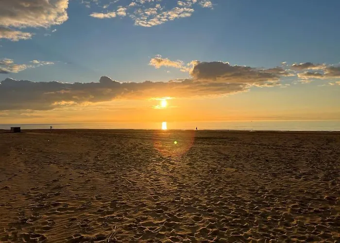 Victoria Yourhosthelper Villa